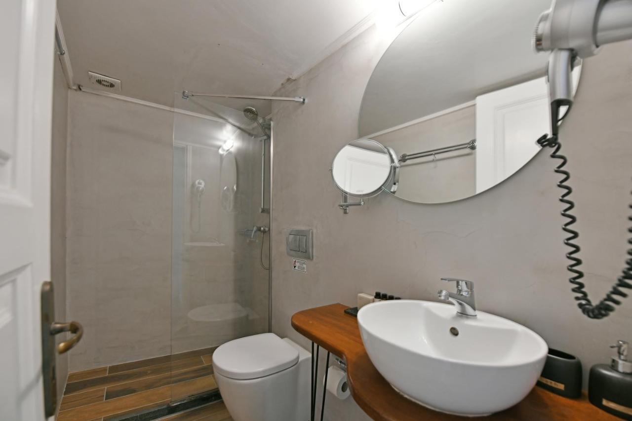 Piteoussa Rooms Ídra Kültér fotó