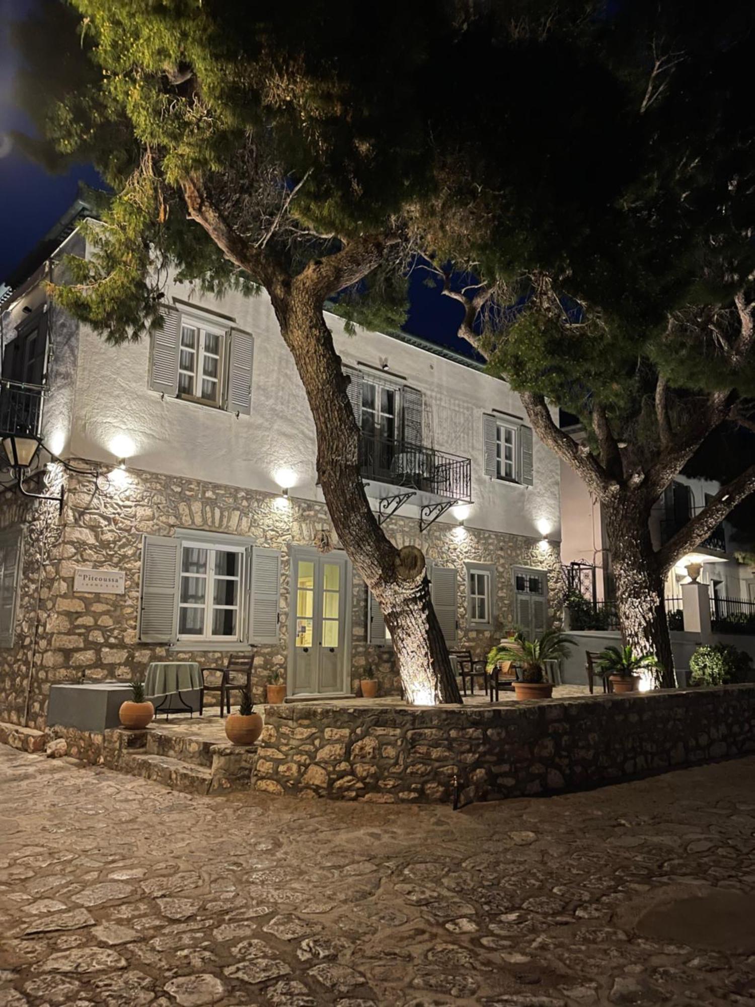 Piteoussa Rooms Ídra Kültér fotó